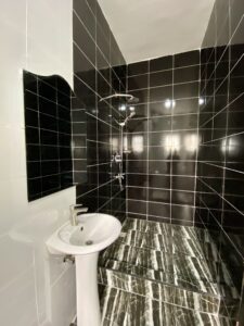 IBKS hotel bathroom